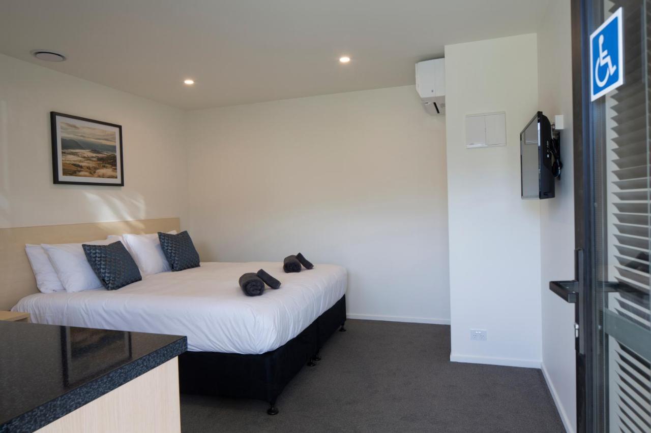 Harvest Park Studios Workers Accommodation Cromwell Buitenkant foto